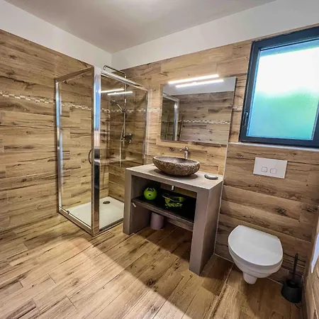 Holiday T5 Premium- 200m² By Interhome Vakantiehuis